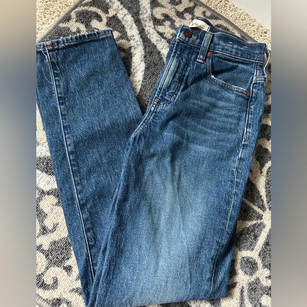 Madewell Women's Vintage Straight Leg Jeans in Blue - Picture 7 of 7